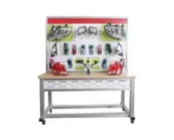 比亞迪秦PLUS電動(dòng)汽車(chē)整車(chē)電氣系統實(shí)訓臺